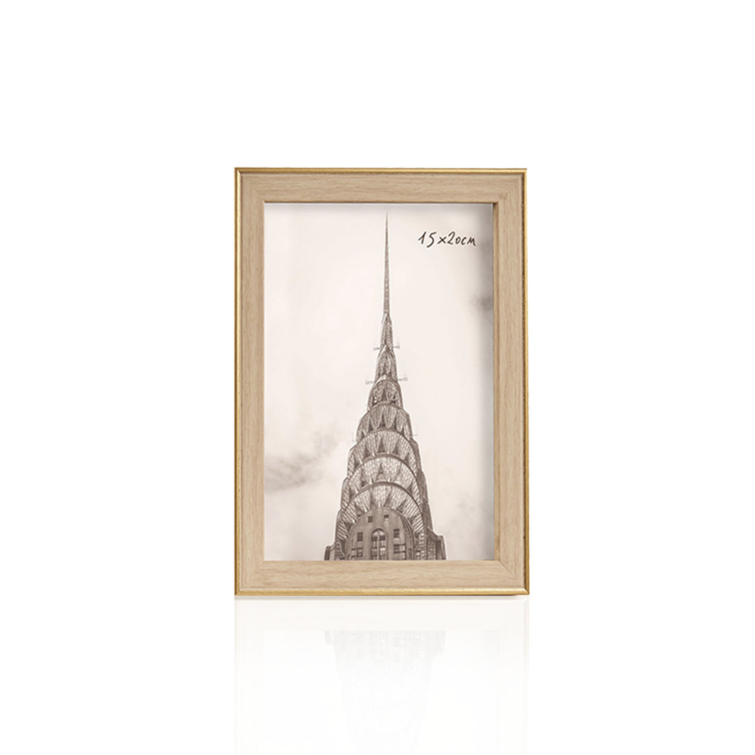 Marco de madera dorada