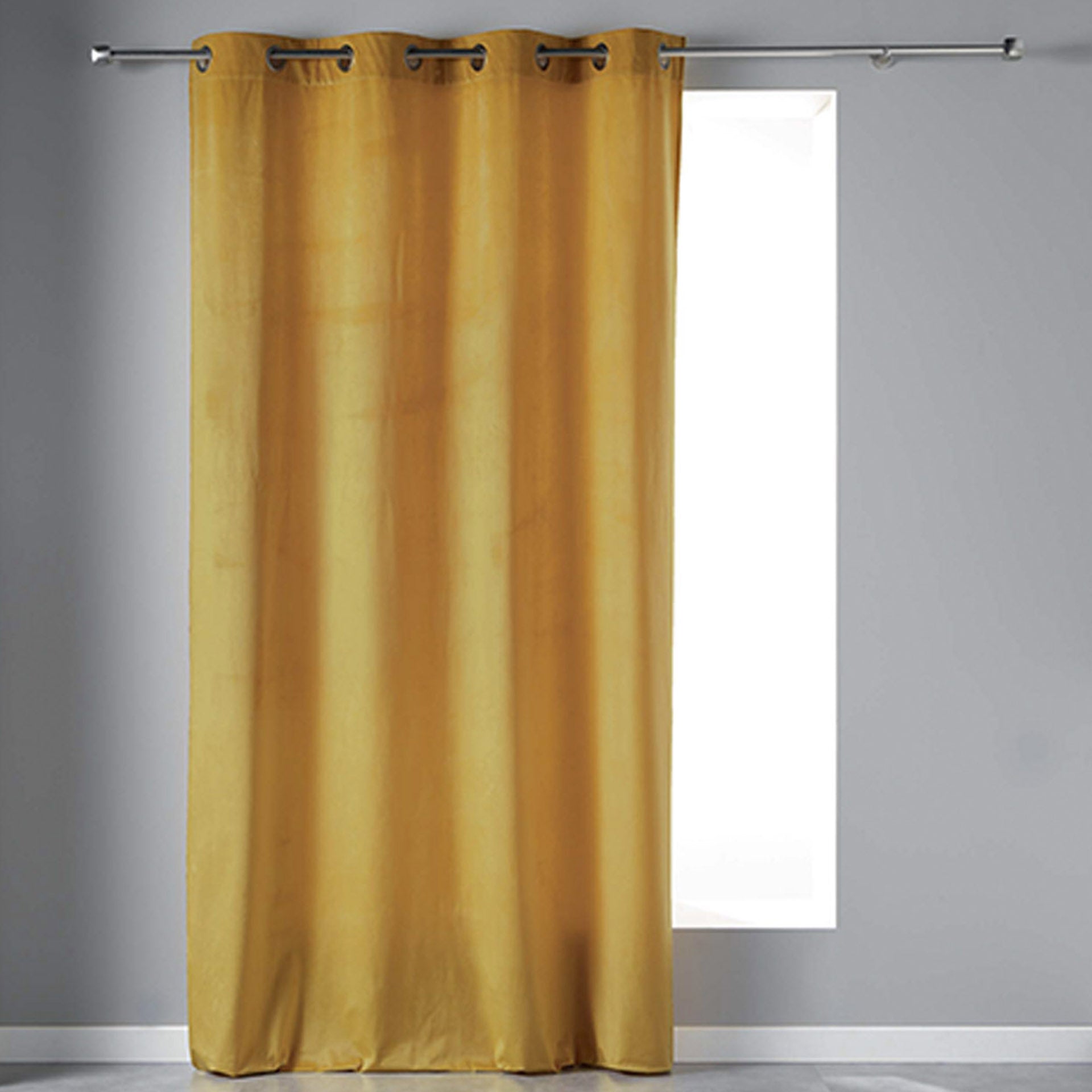 Cortina com Ilhós Veludo Liso Velvetine Amarelo